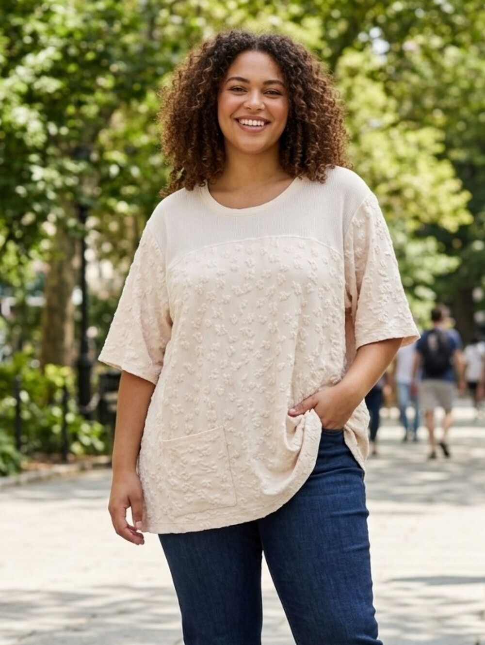 Lori Goldstein Cream Pullover Pattern Top Womens Size 4X Front Pockets Soft